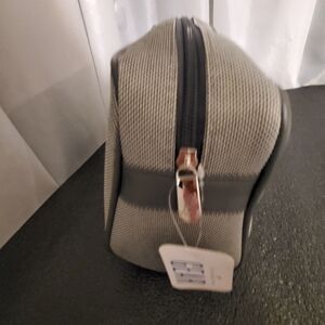 YLEO Blends Dopp Kit / Essential Oil Travel Bag